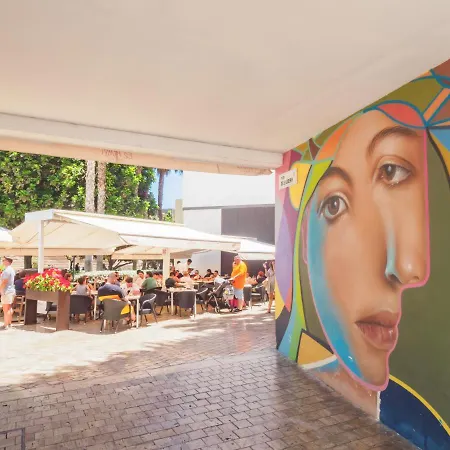 Cubo's 33 Carreteria 3b Malaga