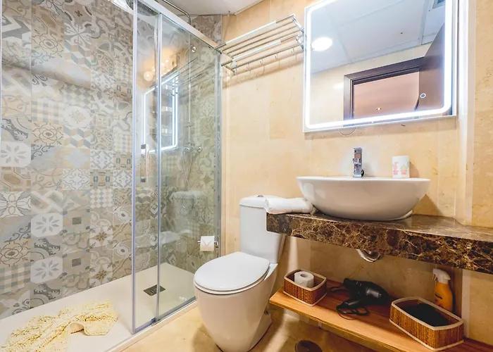 Cubo's 33 Carreteria 3b Appartement